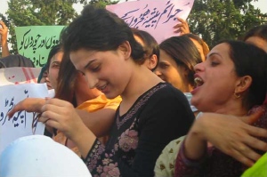 A Hijra protest in Islamabad, May 2008. Via Wikipedia